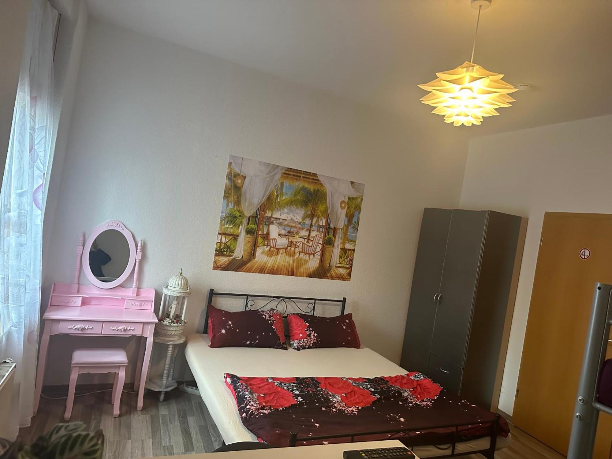 Ferienzimmer Healing Und Montuerwohnung Weißenfels エクステリア 写真