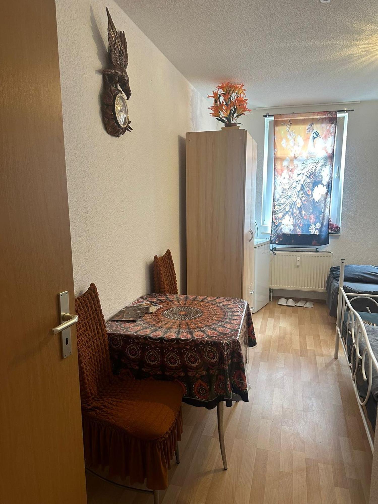 Ferienzimmer Healing Und Montuerwohnung Weißenfels エクステリア 写真