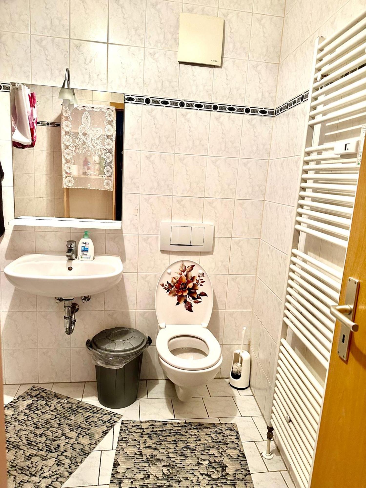 Ferienzimmer Healing Und Montuerwohnung Weißenfels エクステリア 写真