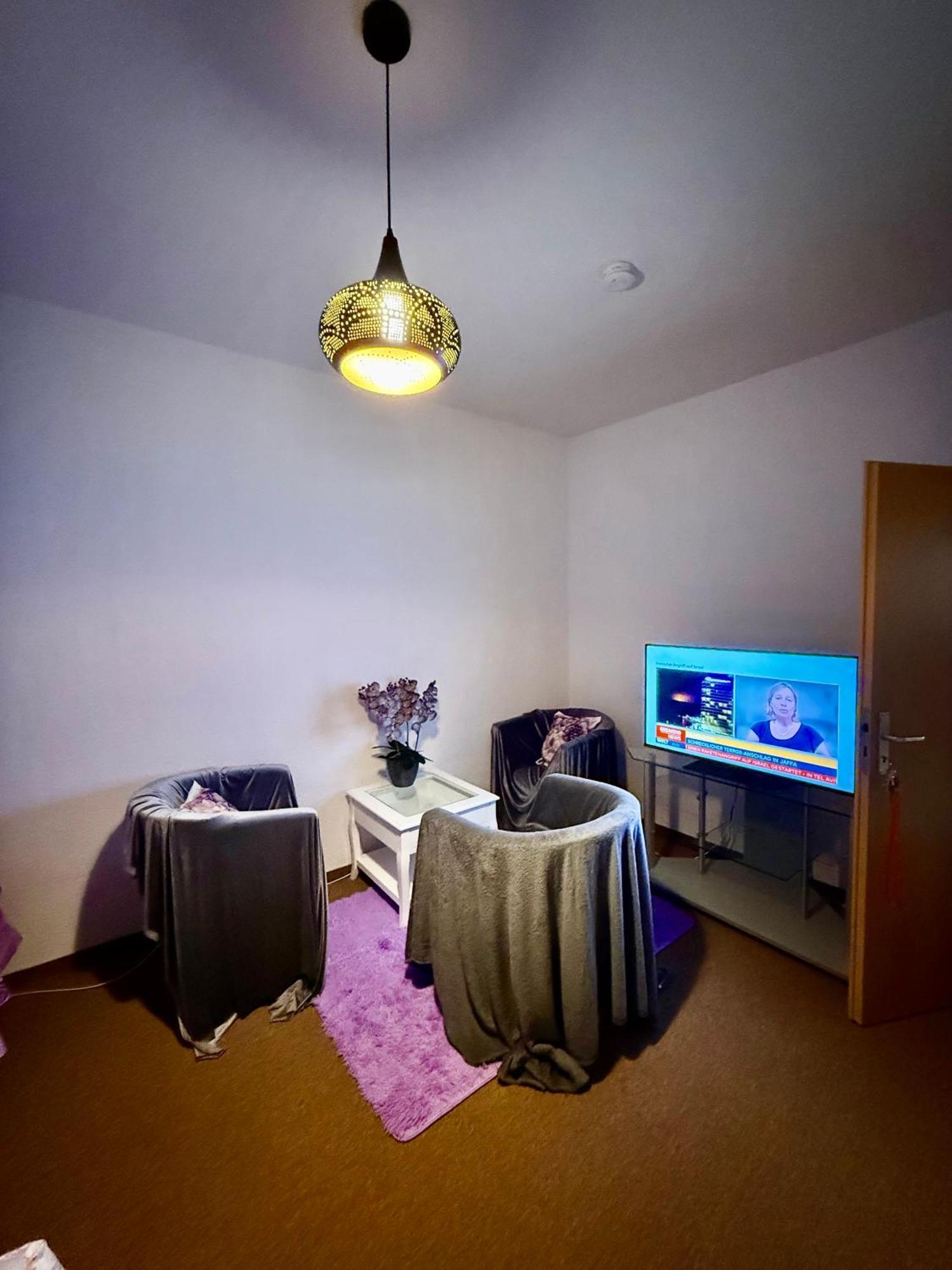 Ferienzimmer Healing Und Montuerwohnung Weißenfels エクステリア 写真